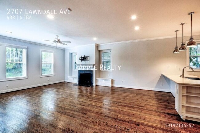 Building Photo - 2707 Lawndale Ave