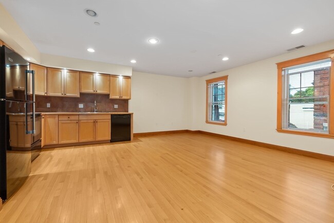 Foto del edificio - 50 Maple St