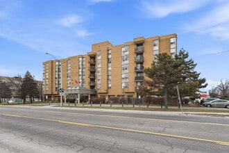 Building Photo - 18 Mall Rd