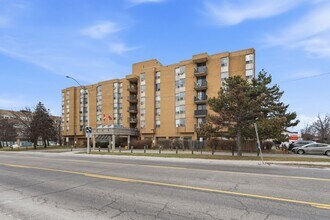 Building Photo - 18 Mall Rd