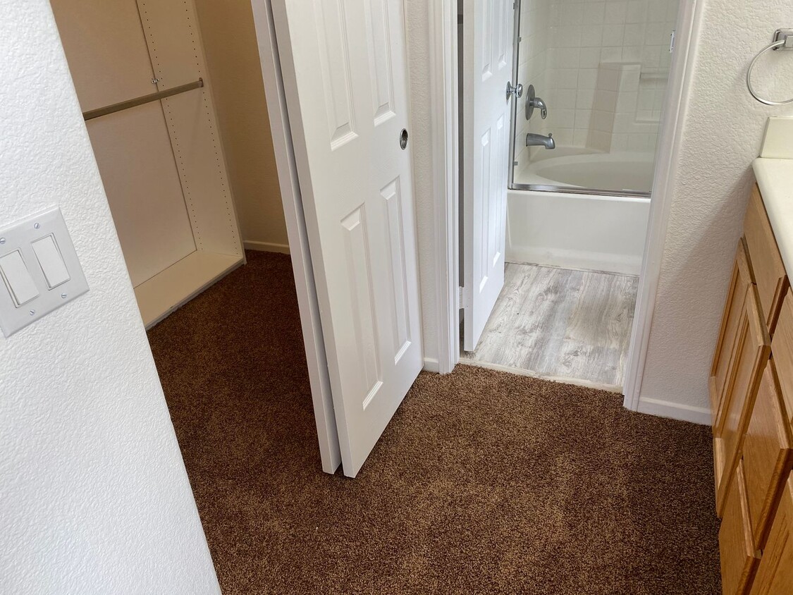 Foto del edificio - 2 Bedroom 2 Bath Condo in Chula Vista - $2...