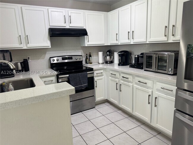 Foto del edificio - 8291 SW 44th Pl