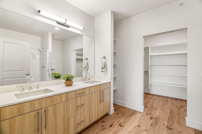 2 Bedroom Apartment Bathroom at Current Apartments in Murray Utah - Current Apartments