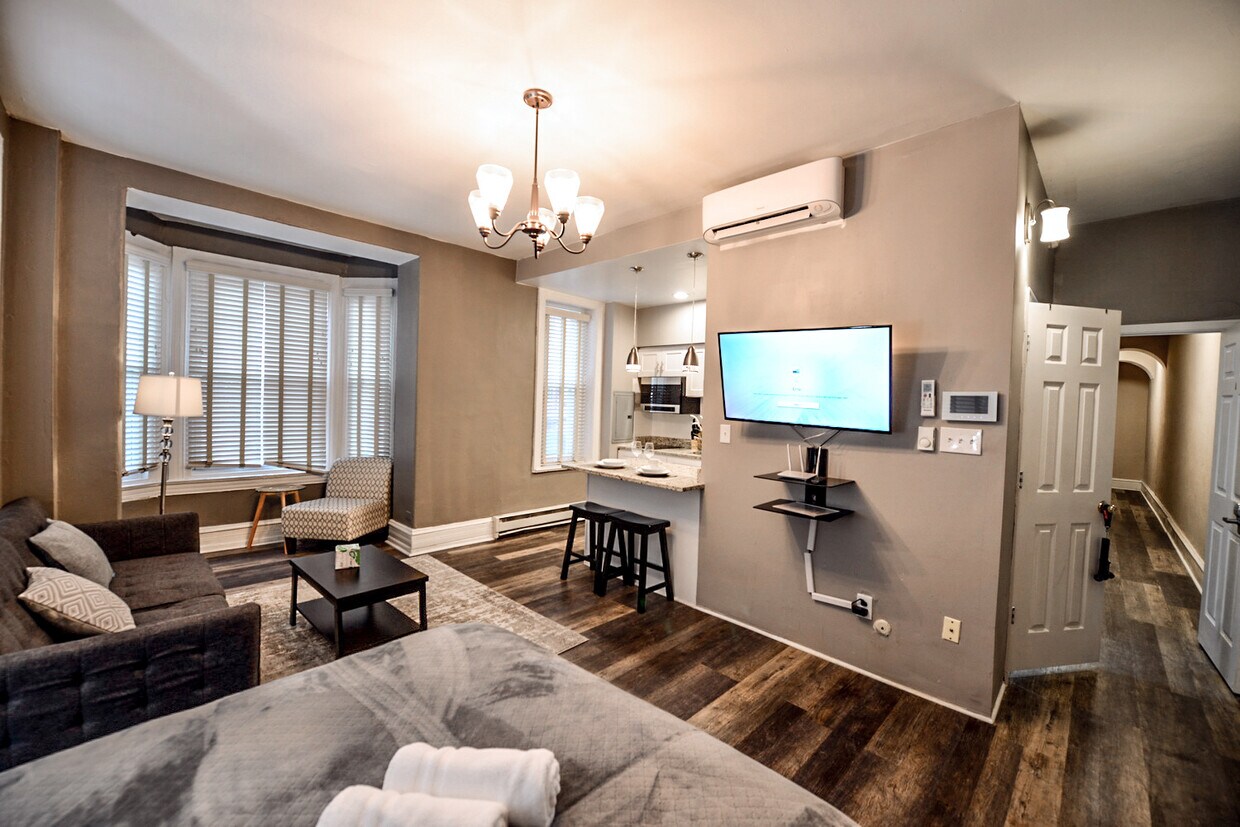 Foto principal - 304 S 12th St