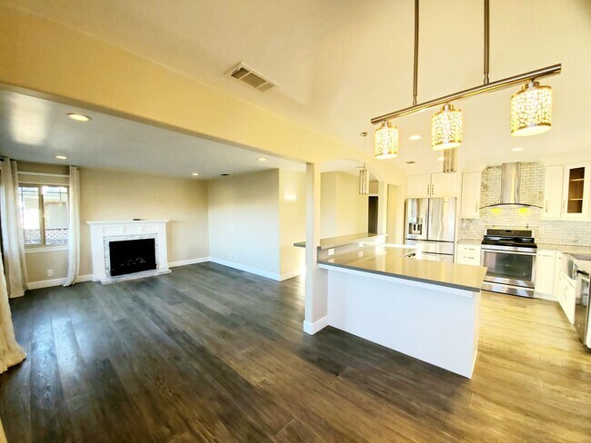 Foto del edificio - Stunning home in san mateo