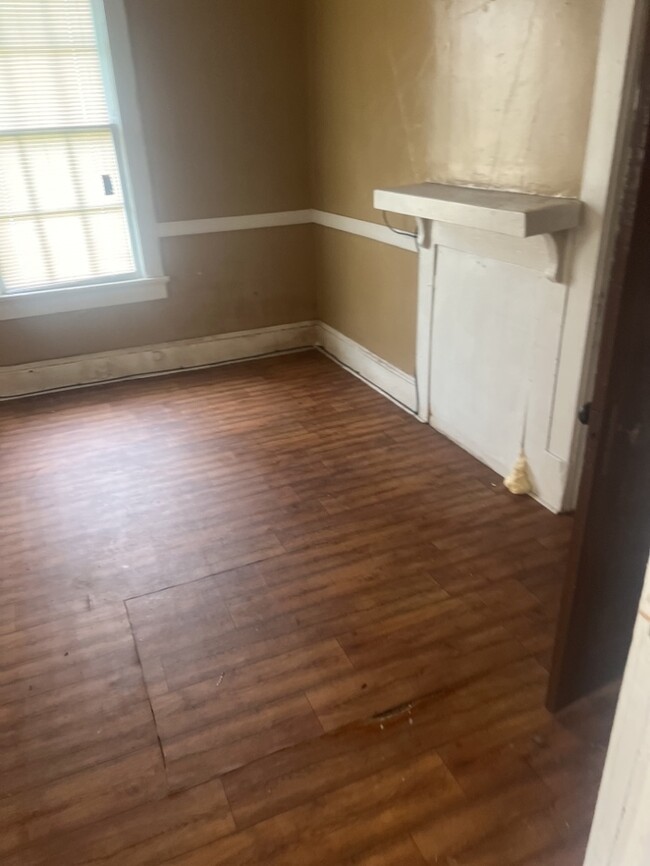 Building Photo - 2 Bedroom in Laurens