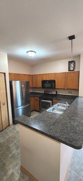Foto del edificio - 1316 Kettleson Dr
