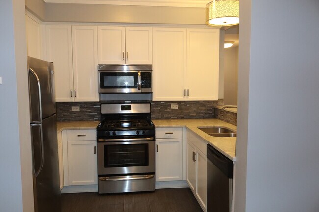 Foto del edificio - 8400 Callie Ave
