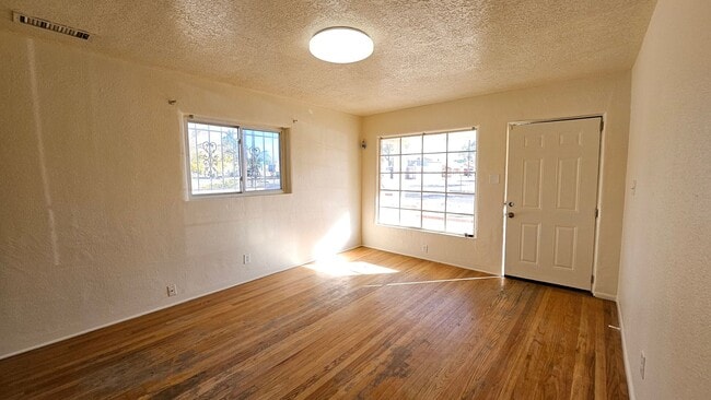 Building Photo - 5321 Marble Pl NE