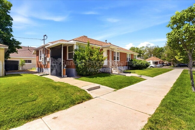 Building Photo - 2709 Gramercy Ave