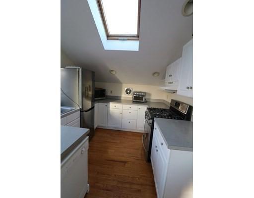 Building Photo - 2 bedroom in Gloucester MA 01930