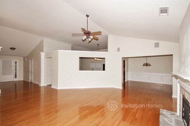 Building Photo - 6604 Misty Springs Ln