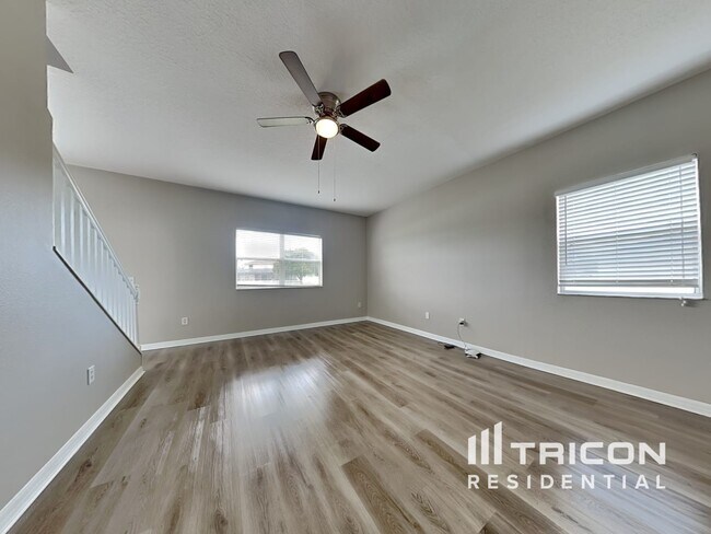 Foto del edificio - 11903 Butler Woods Circle Riverview FL