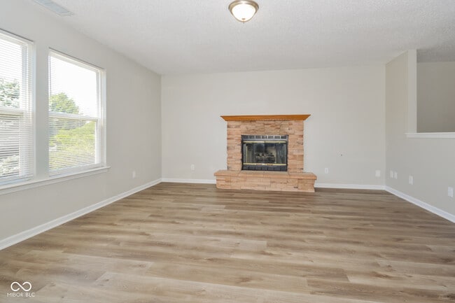 Building Photo - 9235 Delphi Ct