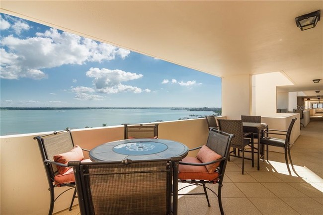 Foto del edificio - 1270 Gulf Blvd