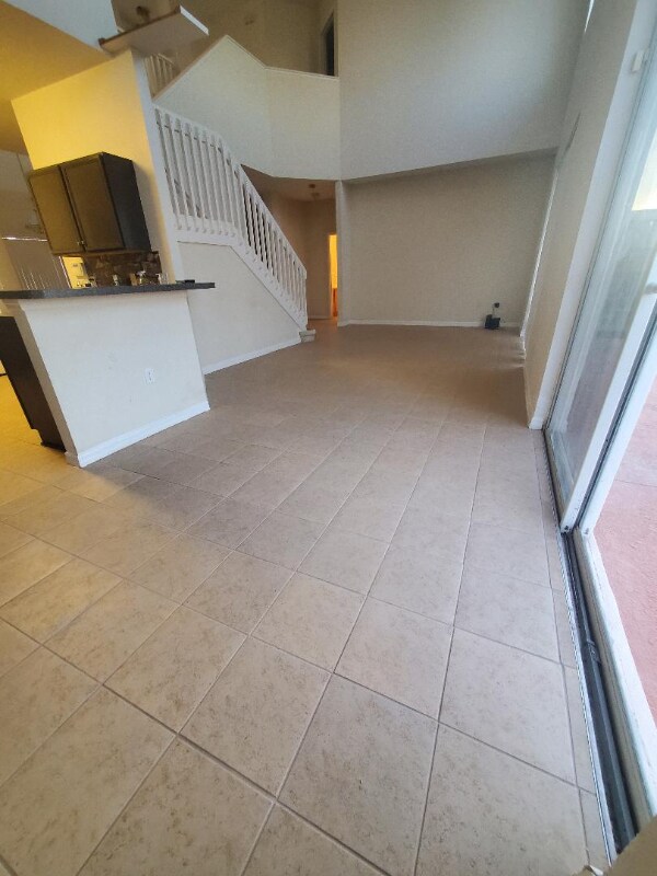 Foto del edificio - 148 Columbia Dr