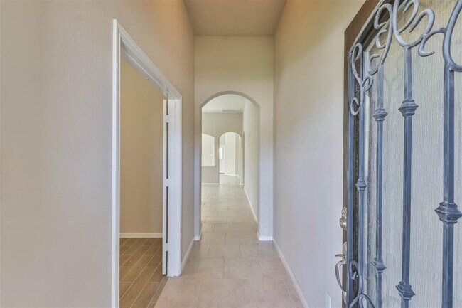 Building Photo - 5411 Claymore Meadow Ln