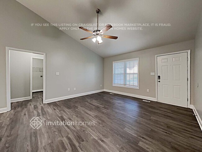 Building Photo - 855 Loch Lomond Cir
