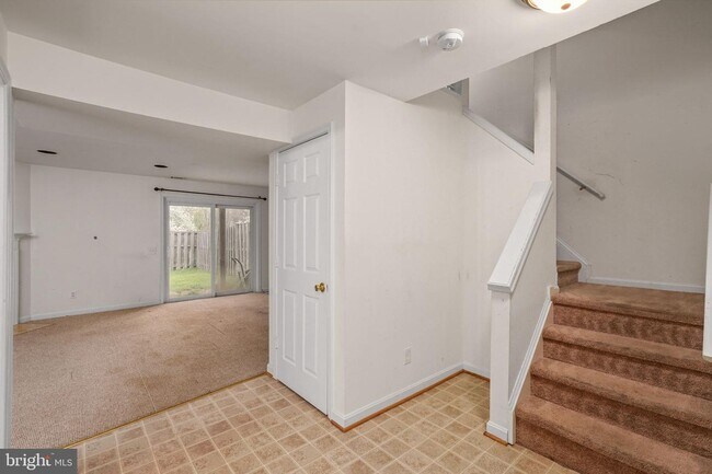 Foto del edificio - 306 Batley Ct