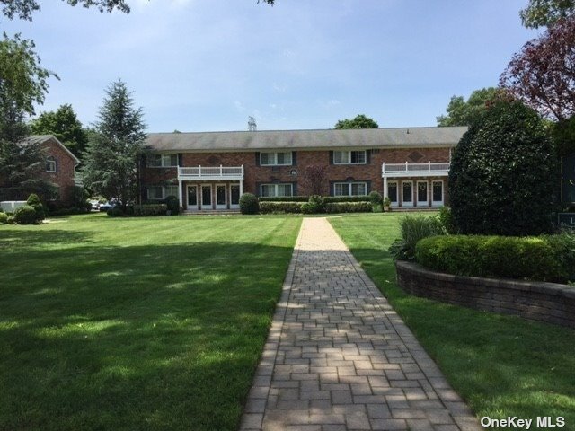 Building Photo - 60 Horseblock Rd