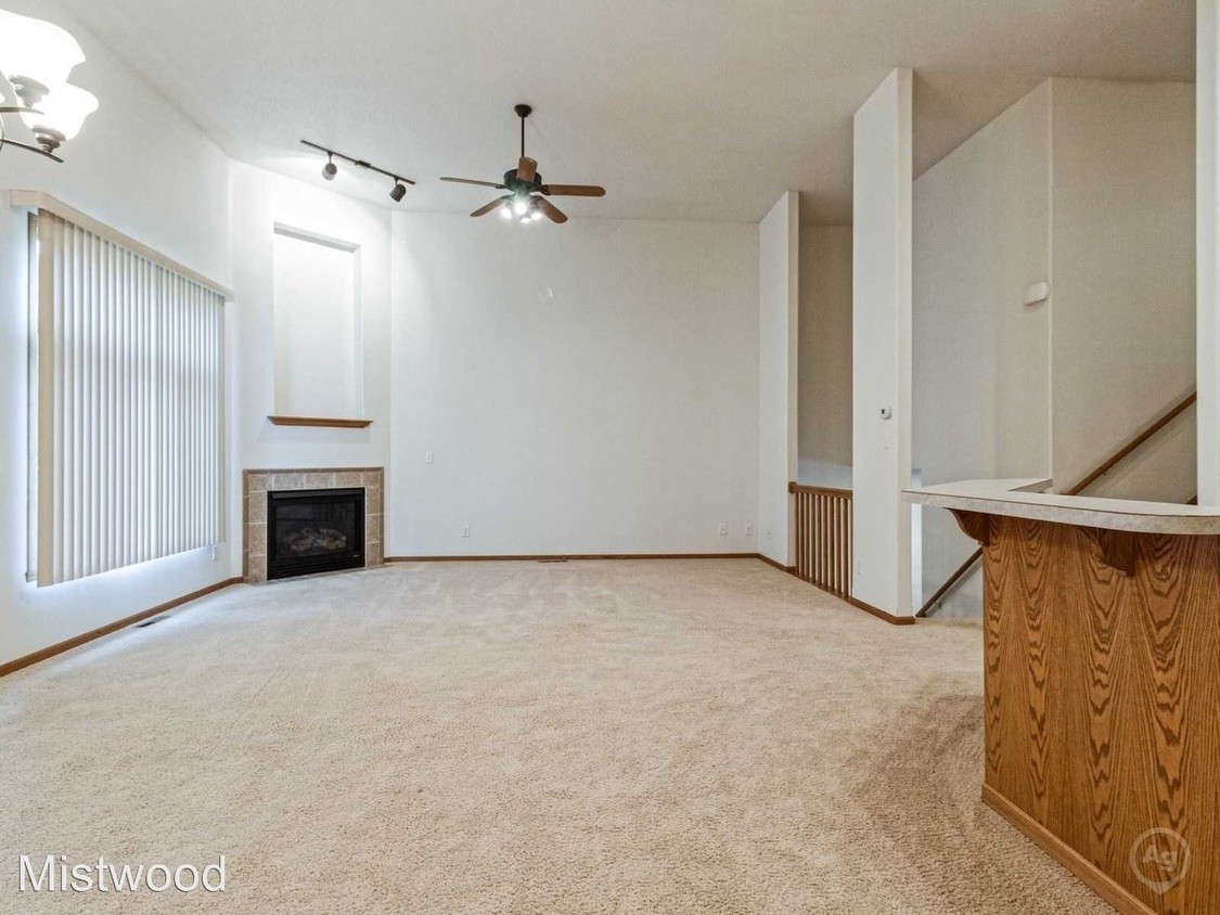 Foto principal - 3075 40th Ave S