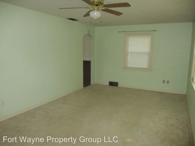 Foto del edificio - 2 br, 1 bath House - 2713 Waynedale Blvd