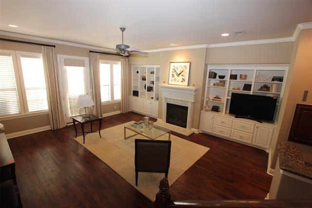 Foto del edificio - 4043 Throckmorton St