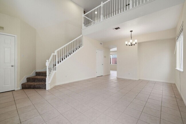 Foto del edificio - 1263 Montgomery Ln