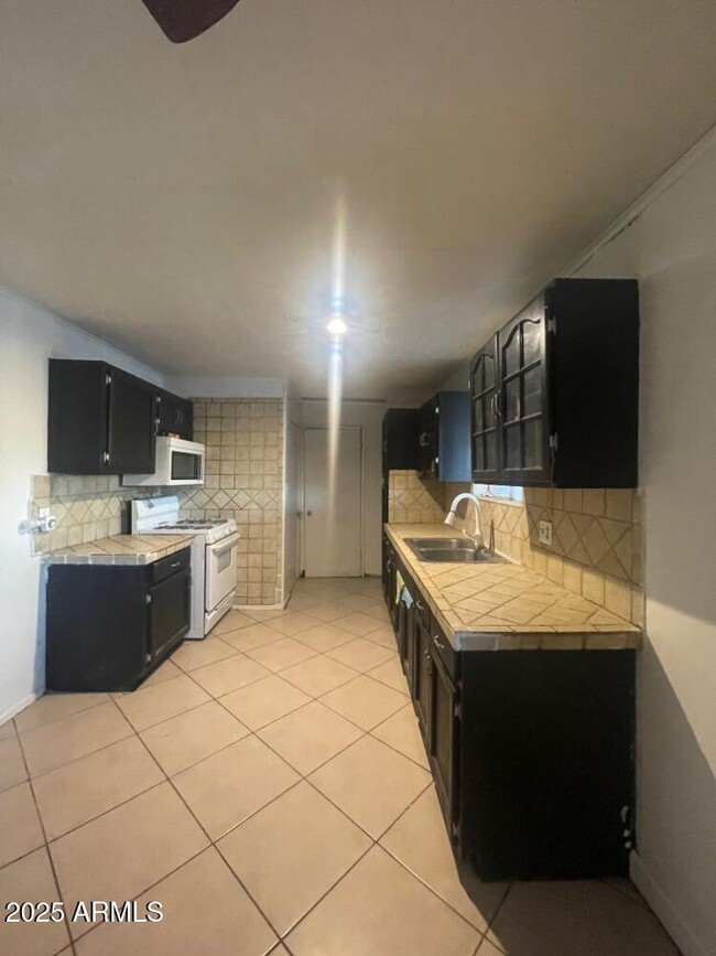 Building Photo - 4541 N 51st Ave