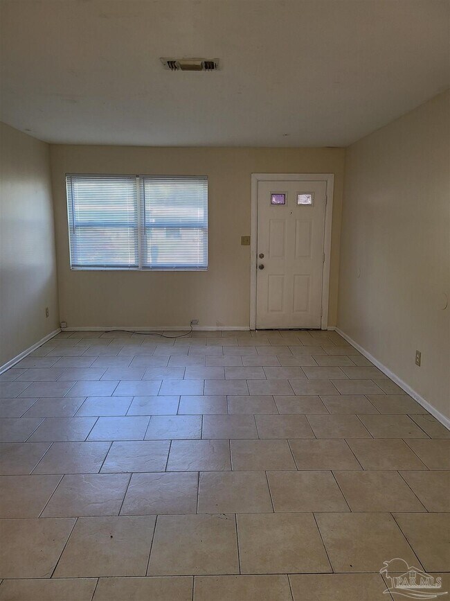 Foto del edificio - 903 E Montclair Rd