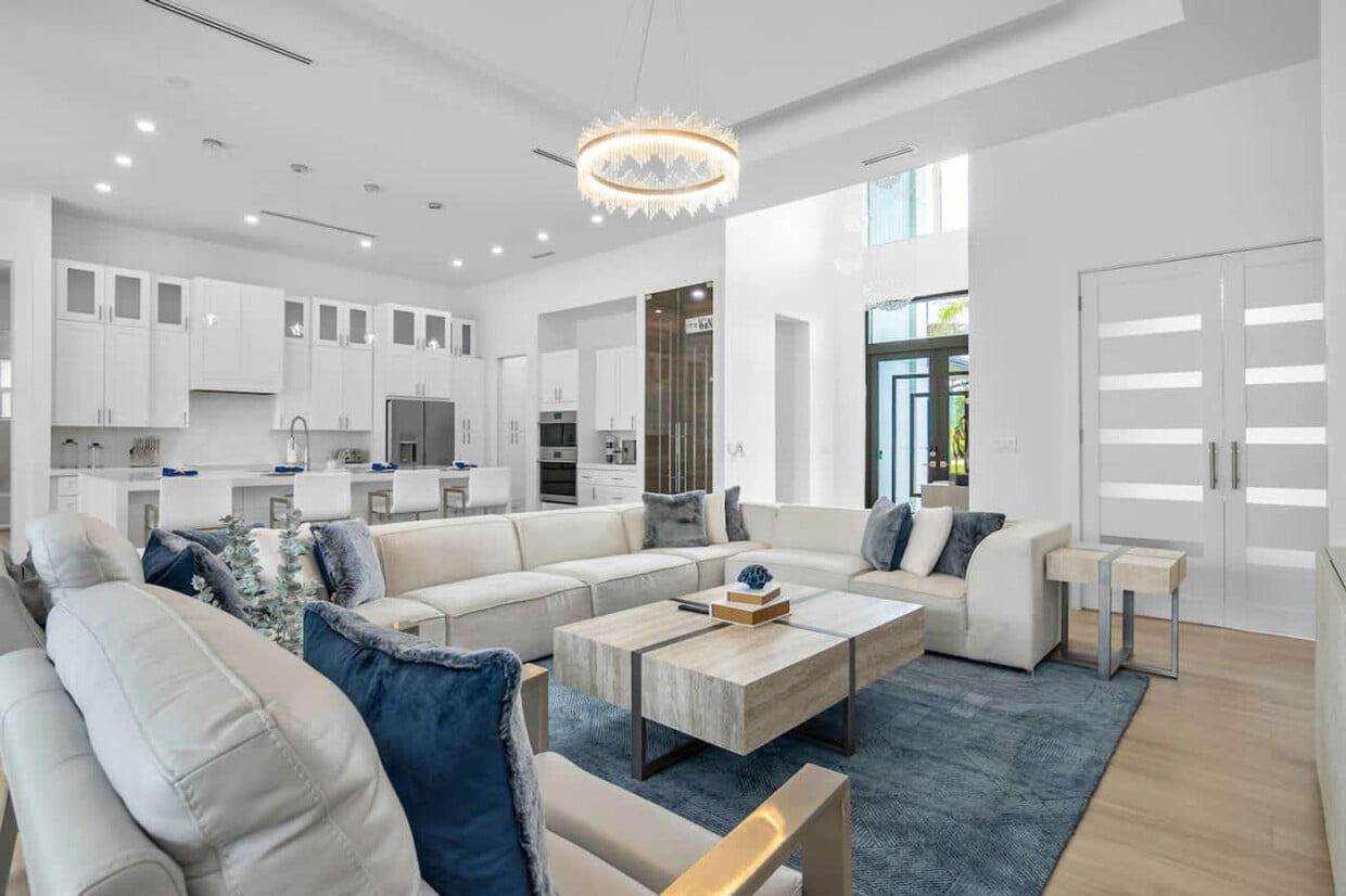 Foto principal - 3542 McComb Ln