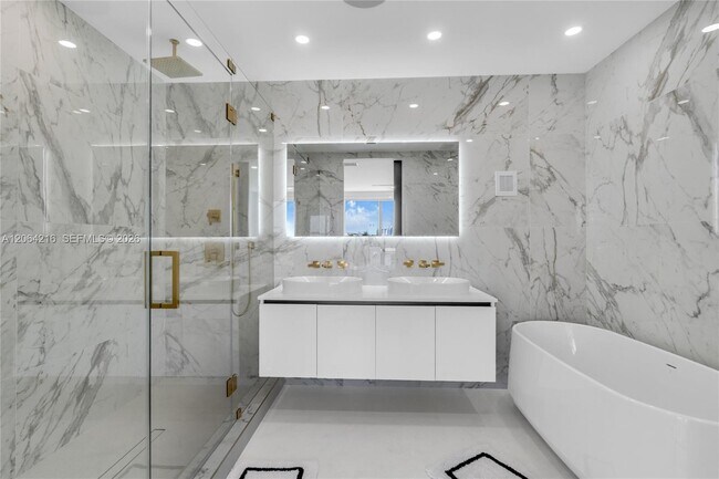 Foto del edificio - 3228 NE 7th St
