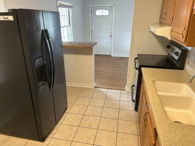 Foto del edificio - ***Limited-Time Offer: Up to 2 Months Free! Lease for 13 months and get 1 month free, extend to 2...