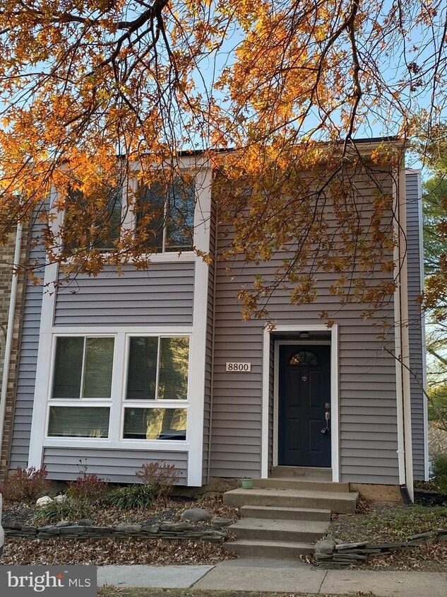 8800 Ridge Hollow Ct, West Springfield, VA 22152 Townhome Rentals in