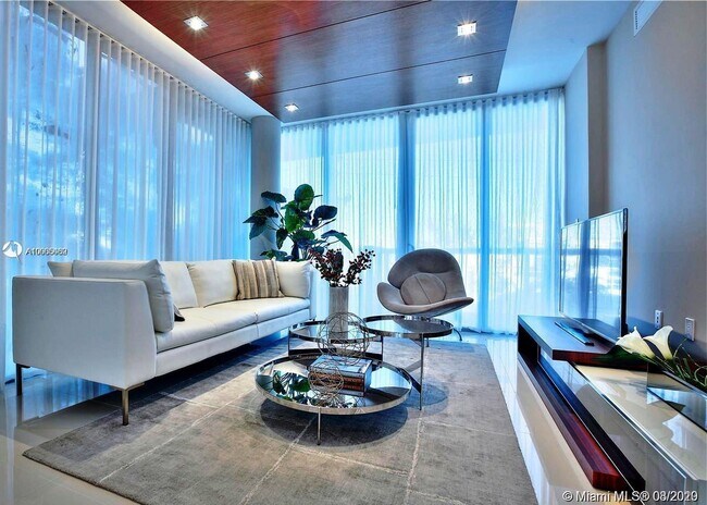 Foto del edificio - 9940 W Bay Harbor Dr