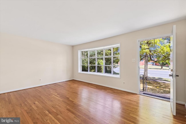 Foto del edificio - 4705 Franconia Rd