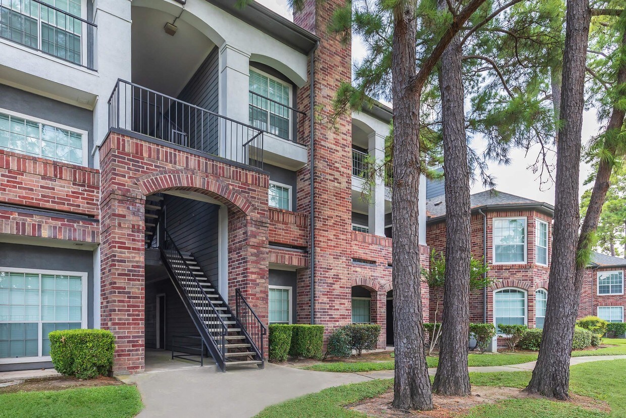 Champions Centre Apartments Houston, TX