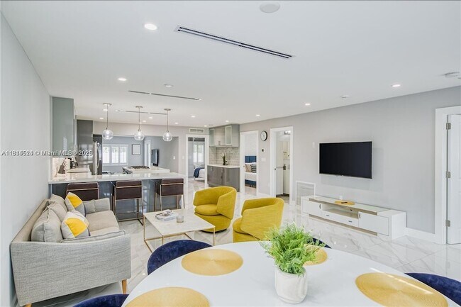 Foto del edificio - 1239 Washington St