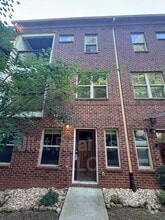 Building Photo - 1280 Dahlgren Lane