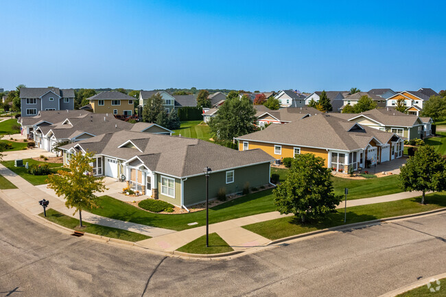 Building Photo - Heritage Cottages 55+ income restricted