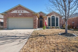 Building Photo - 5904 Ozark Dr