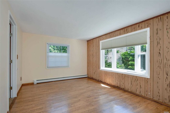 Building Photo - 58 S Howell Ave