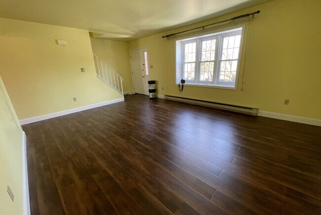 Foto del edificio - 534 Nicholas Ave