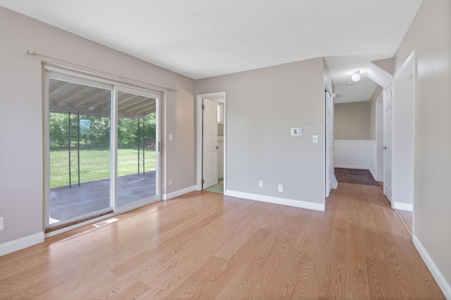 Foto del edificio - 11501 Hanover Rd