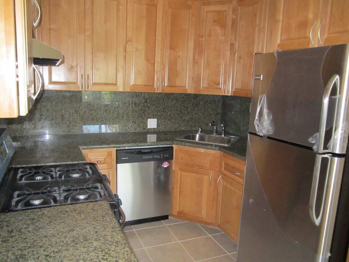 10509 Missouri Ave, Los Angeles, CA 90025 Apartments 10509 Missouri