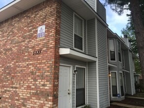 Building Photo - 3023 Toulon Dr