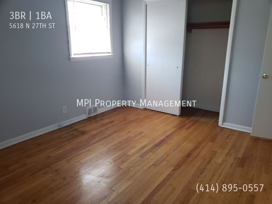 Building Photo - 5618 N 27th St
