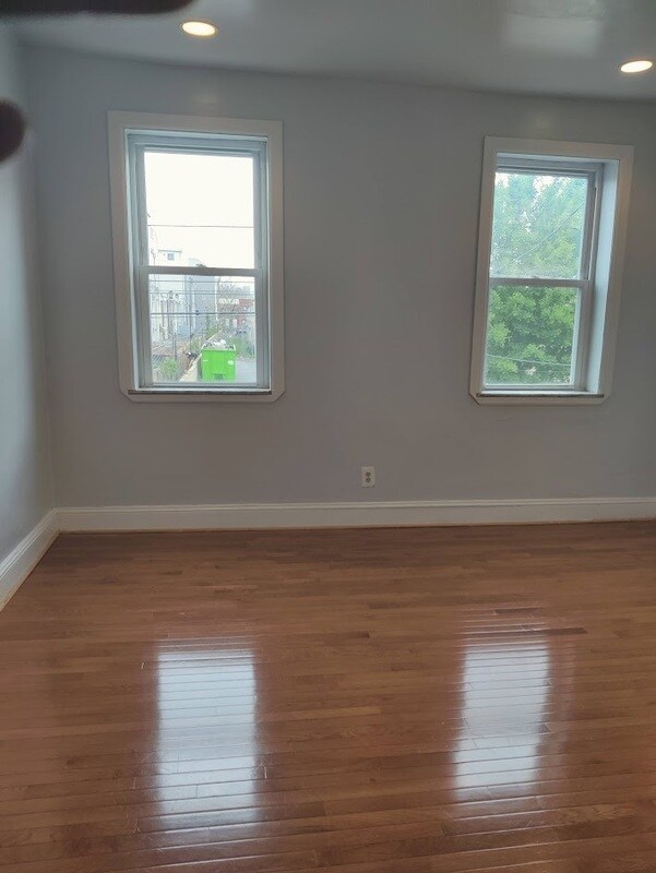 Foto del edificio - 1525 S 21st St