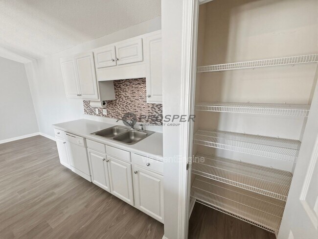 Foto del edificio - 107 Pelham Square Way