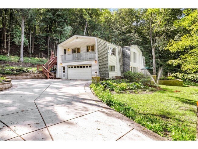 Foto del edificio - 1501 Twin Springs Rd